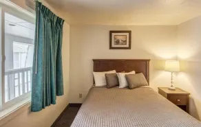 Surfside Resort - Camera