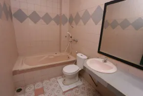 Collection O 92739 Hotel Pintu Besar Near Pancoran ChinaTown Point - Salle de bain