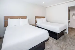 Super 8 by Wyndham Bakersfield CA Near Airport - Værelse