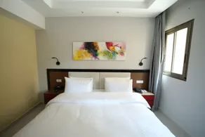 The Ray Hotel and Studios - Room