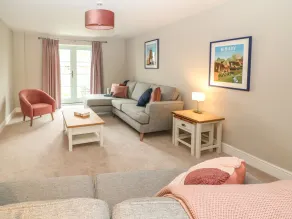 9 Windrush Heights - Interior
