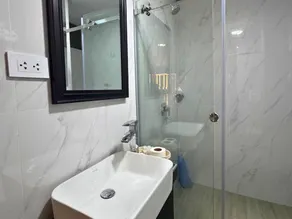 City Tower Hotel - Bathroom