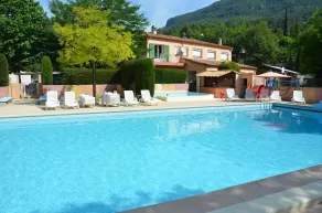 Camping Les Rives du Loup Châlets Tourrettes-sur-Loup - Piscine