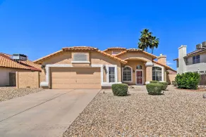 Private Patio, Gas Grill: Stylish Phoenix Home! - Innvendig