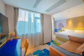 Shenzhen East Railway And Buji Subway Station Ranch Hotel - Værelse