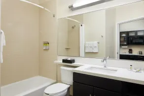 Candlewood Suites Valdosta Mall by IHG - Badrum