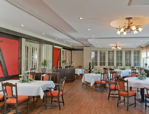 Landgasthaus Hotel Zur Alten Linde - Restaurante