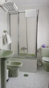 Hotel Auto-Bar - Badezimmer