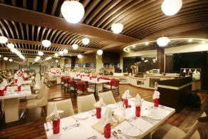 Vijan Mahal - Restaurant