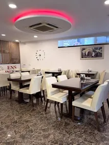 Ens Hotel - Restaurant