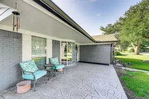 Stay Near All Family Entertainment in Dallas - Innvendig