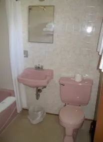 Singing Sands Inn Motel - Bad