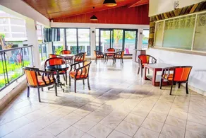 4 Tee's Hotel Rongai - Ristorante
