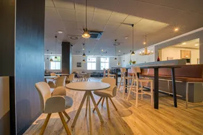 FourSide Hotel Salzburg Messe, Trademark Collection by Wyndham - Restaurant