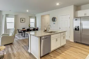 3 Mi to Lake Hickory: Family Home w/ Fire Pit! - Interiör