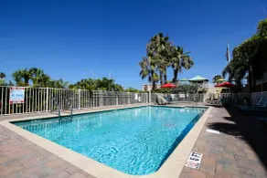 Treasure Island Hotel and Marina - Piscine
