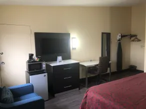 Days Inn by Wyndham Grove City Columbus South - Chambre