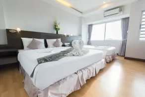 SinKiat Buri Hotel - Zimmer