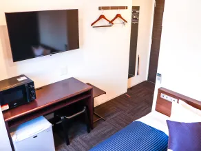 HOTEL LiVEMAX Chiba-Ekimae - Chambre