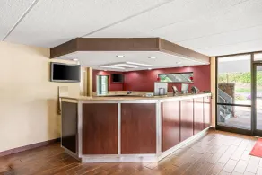 Econo Lodge Hickory - Lobby