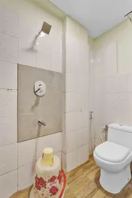 The K11 Hotels - T Nagar - Bathroom