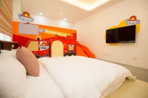 Plum Forest - Room
