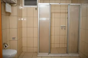ROYAL MUT OTEL - Bad