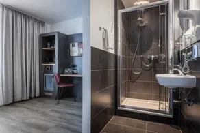 SMARTY Hotel Euler Homburg, Saar - KONTAKTLOSER SELF CHECK-IN - Casa de banho