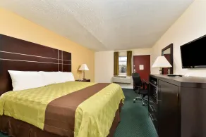 Americas Best Value Inn - Port Jefferson Station - Long Island -New York - 11776 - Chambre