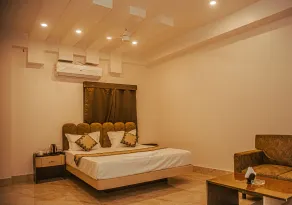 GOLDEN VISTA RESORT - 10 Minute From Mayapur Temple - Habitación