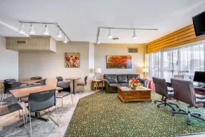Econo Lodge Corinth - Lobby
