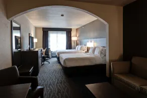 Holiday Inn Express & Suites Manhattan by IHG - Chambre