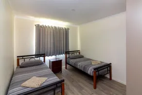 Paringa Caravan Park - Room