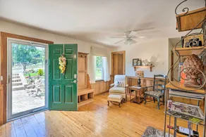 Charming Cottage < 10 Mi to Wineries & Skiing! - Interiör