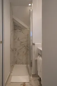 Villa Edmond Hôtel & Spa - Maison Blanche Bièvres - Bathroom