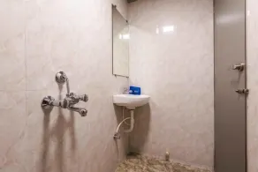 Krishna Avtar Services Apartment - Badrum