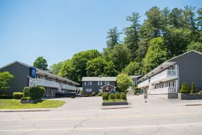 Adirondack Retreat Inn & Suites - Chambre