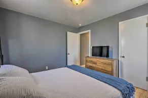 Charming Family Home ~ 4 Mi to Granite Peak! - Interior