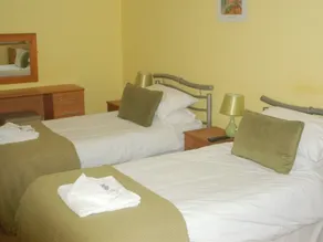 Falcons Nest - Room