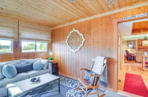 Unwind Near the Lake Fire Pit Marina Nearby - Interiør