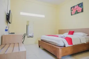 RedDoorz near RS Imanuel Lampung - Room