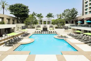 Element by Marriott San Diego Mission Valley - Pool