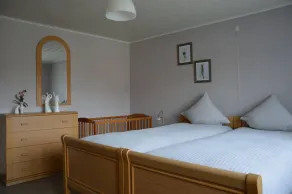 Charming Belgian Getaway, vakantiewoning in Oudsbergen - 3 Bedrooms Garden - Camera