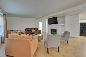 Game Room + Easy ECU Access: Greenville Getaway - Innvendig