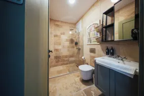 Serotonin Premium Collection - Bathroom