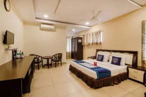 Way Inns Sravya Residency - Room