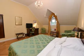 Castle Hotel Grof Degenfeld - Zimmer