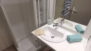 VVF Bourgogne Auxois Morvan - Salle de bain