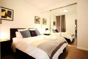 Spacious Apartment Central Location - Værelse