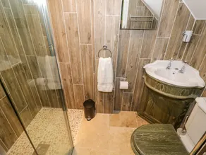 The Old Paper Shop - Baño
